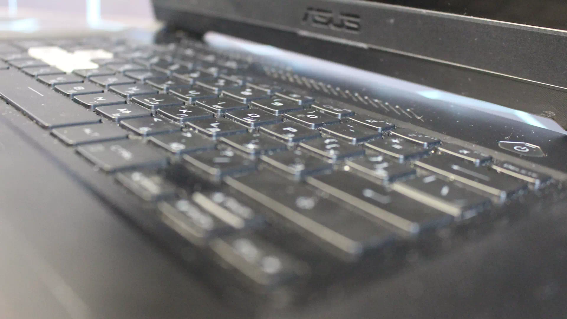 тачпад в Asus Dash F15 FX516P тачпад в Asus Dash F15 FX516P