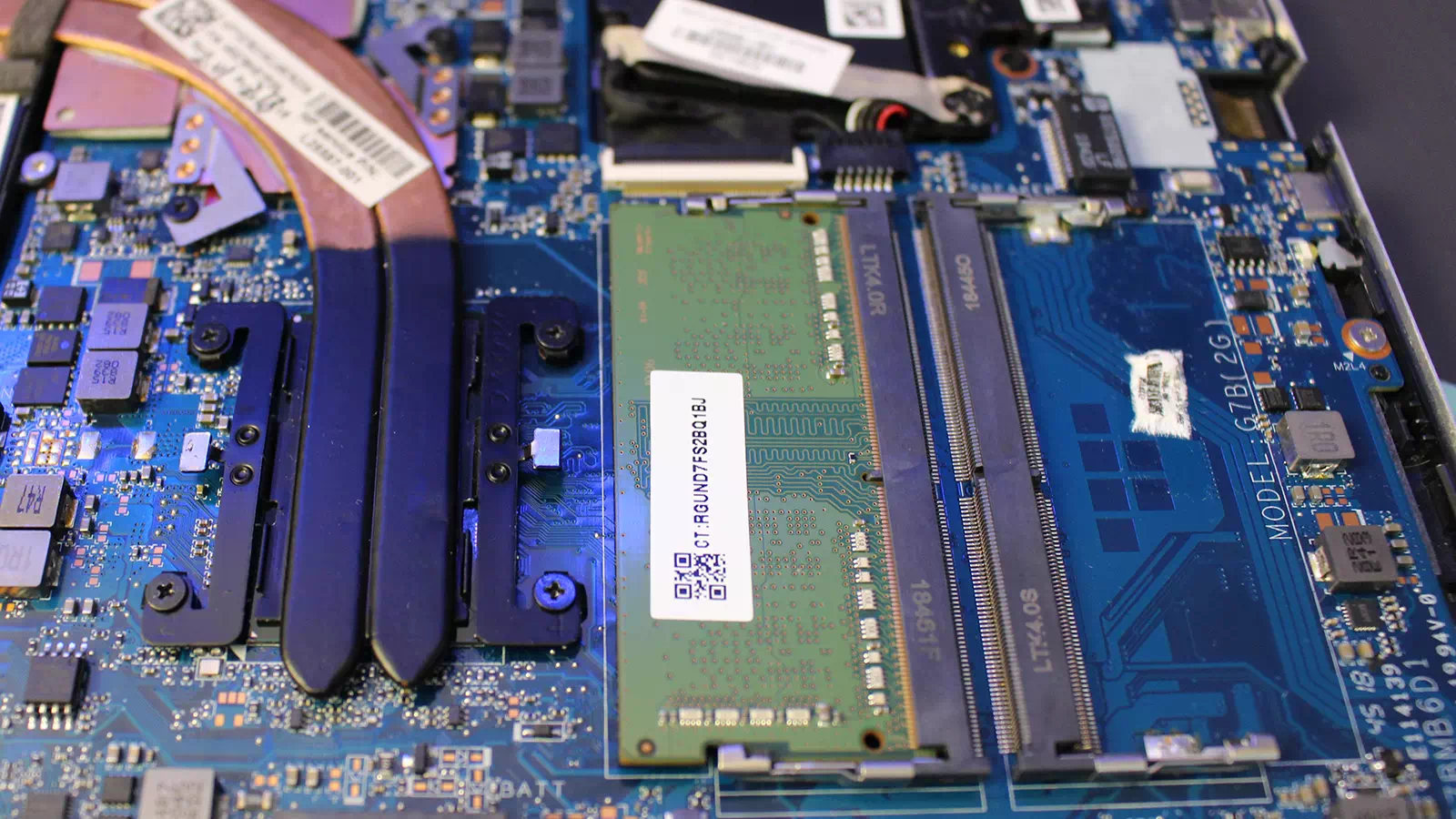 комплектующие HP Pavilion 15 комплектующие HP Pavilion 15