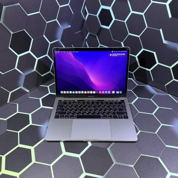 Apple MacBook Pro 13 A1706